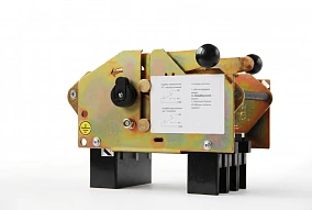 Выкатная корзина DHP25GPP3 для выключателя в литом корпусе HGP100–250